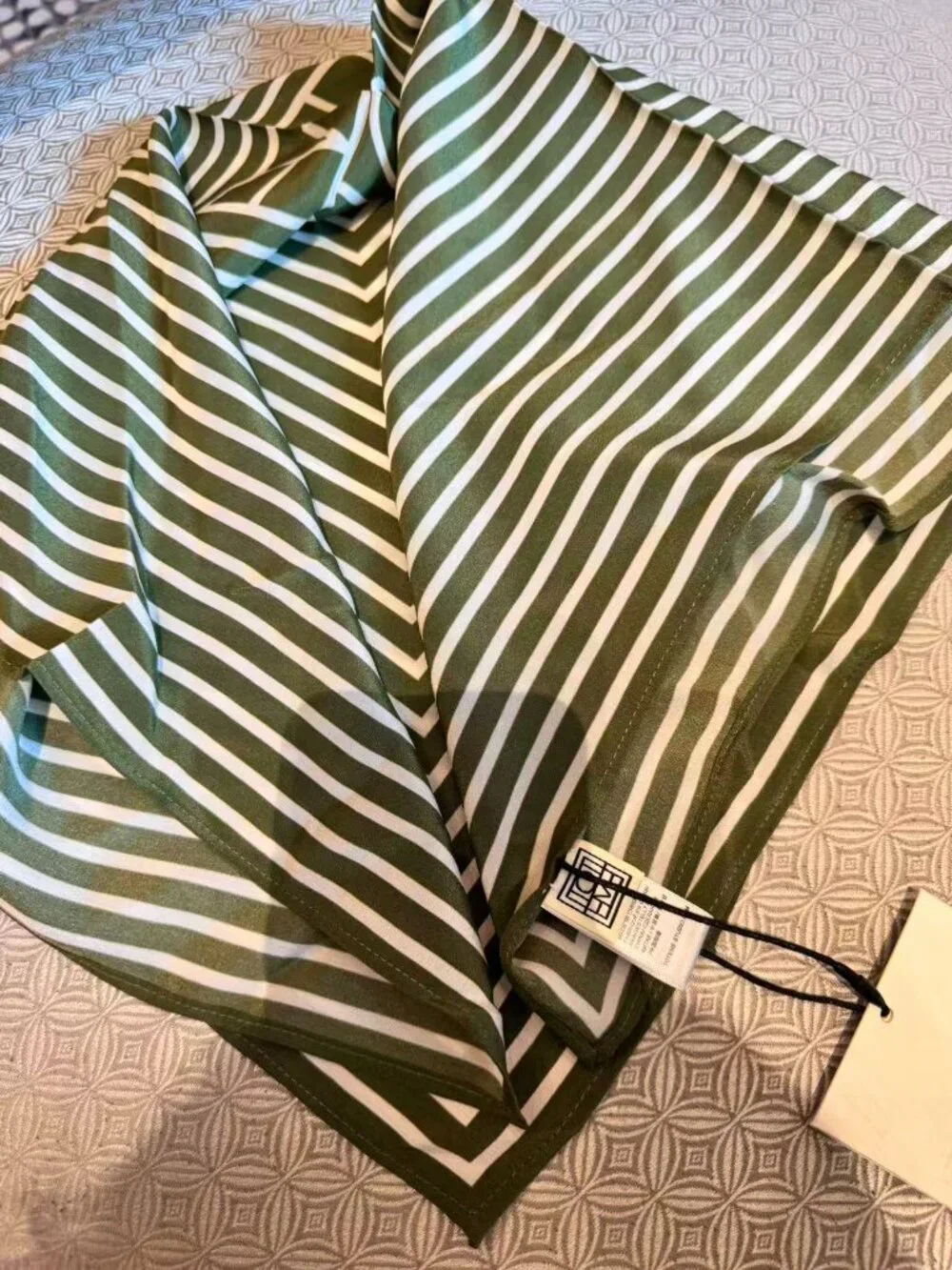 TOTEME SILK SCARF